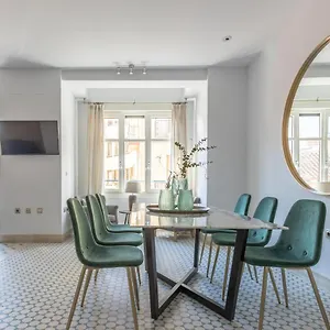 https://living4malaga-supreme.es-andalucia.com