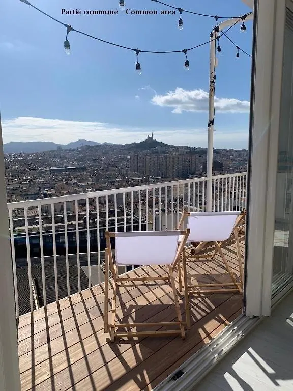 Lafrenchcasa Clandestina location
